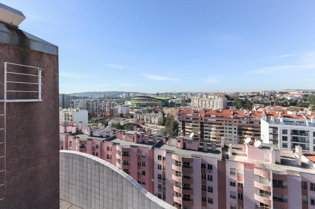 Lisbon Flower 360º - Your Lovely Flat With Pool And Parking Kültér fotó
